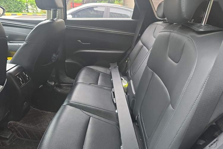 Used Hyundai Tucson 2023 Tucson L 1.5T Automatic Two-Wheel Drive GLX Elite Edition Left Rear Seat