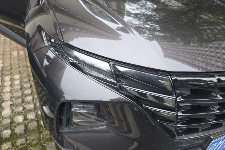 Used Hyundai Tucson 2023 Tucson L 1.5T Automatic Two-Wheel Drive GLX Elite Edition Right Front Headlight