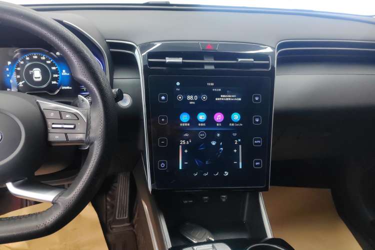 Used Hyundai Tucson 2023 Tucson L 1.5T Automatic Two-Wheel Drive GLX Elite Edition Audio And AC Panel
