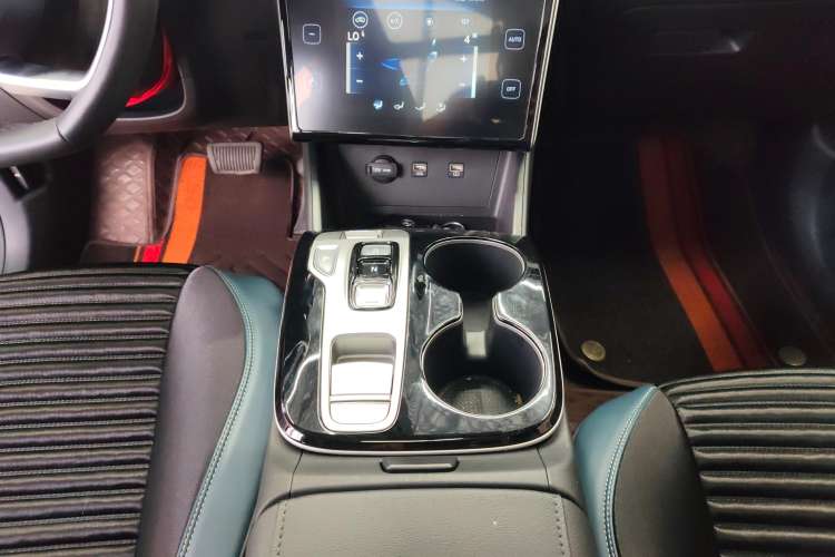 Used Hyundai Tucson 2023 Tucson L 1.5T Automatic Two-Wheel Drive GLX Elite Edition Gear Lever