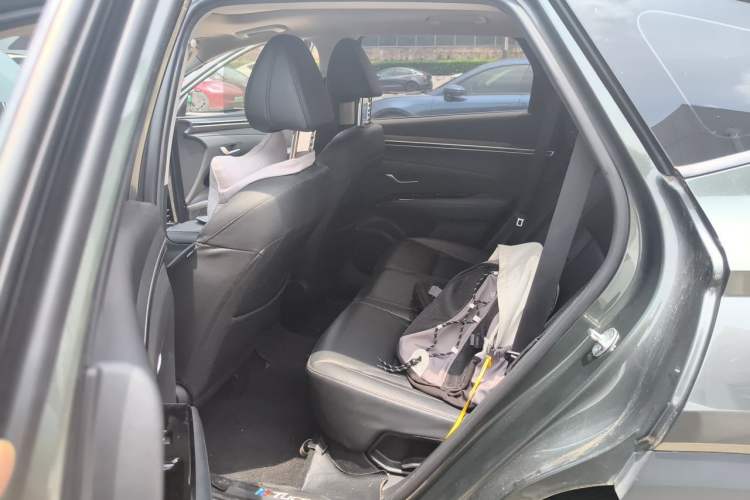 Used Hyundai Tucson 2023 Tucson L 1.5T Automatic Two-Wheel Drive LUX Prestige Edition Left Rear Seat
