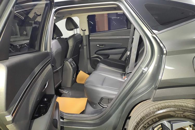 Used Hyundai Tucson 2023 Tucson L 1.5T Automatic Two-Wheel Drive LUX Prestige Edition Left Rear Seat