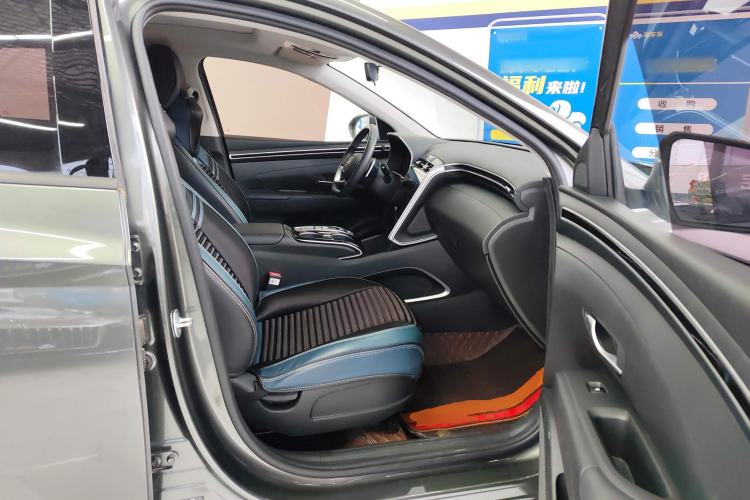 Used Hyundai Tucson 2023 Tucson L 1.5T Automatic Two-Wheel Drive GLX Elite Edition Right Front Seat