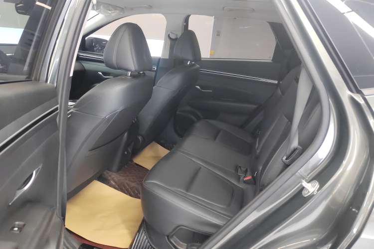 Used Hyundai Tucson 2023 Tucson L 1.5T Automatic Two-Wheel Drive GLX Elite Edition Right Rear Seat