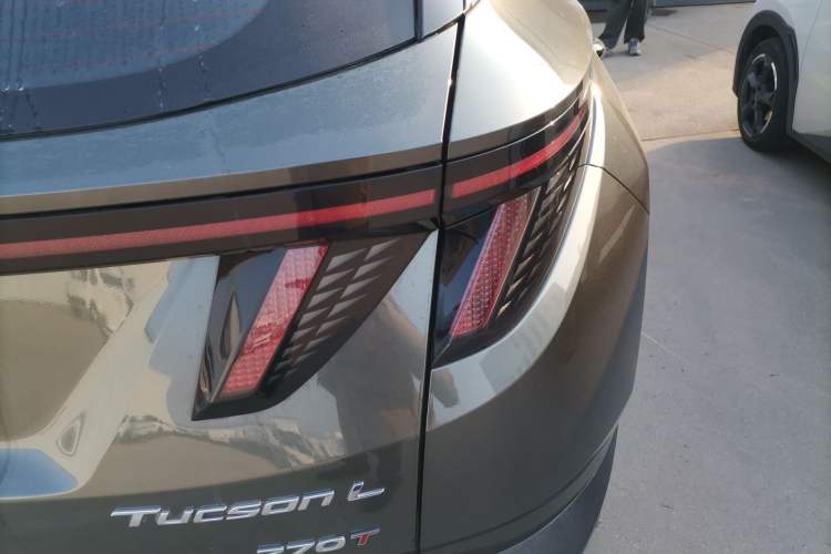 Used Hyundai Tucson 2023 Tucson L 1.5T Automatic Two-Wheel Drive LUX Prestige Edition Right Rear Taillight