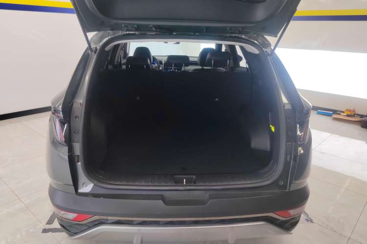 Used Hyundai Tucson 2023 Tucson L 1.5T Automatic Two-Wheel Drive GLX Elite Edition Trunk