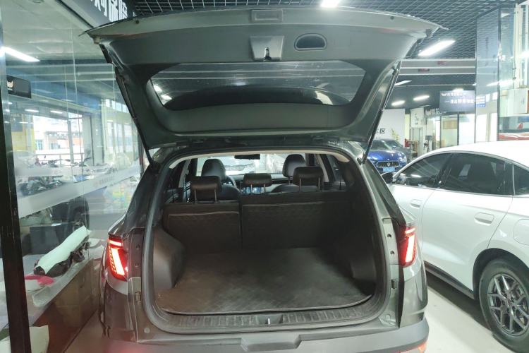 Used Hyundai Tucson 2023 Tucson L 1.5T Automatic Two-Wheel Drive DLX Luxury Edition Trunk