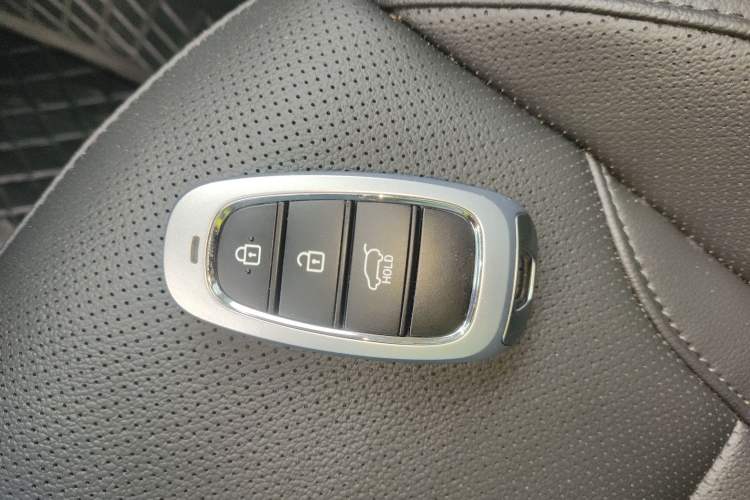 Used Hyundai Tucson 2023 Tucson L 1.5T Automatic Two-Wheel Drive DLX Luxury Edition Vehicle Key