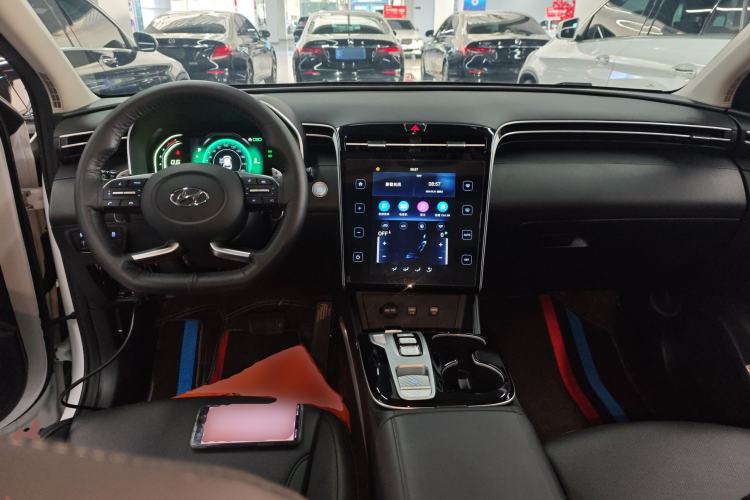Used Hyundai Tucson 2023 Tucson L 1.5T Automatic Two-Wheel Drive GLX Elite Edition Center Console