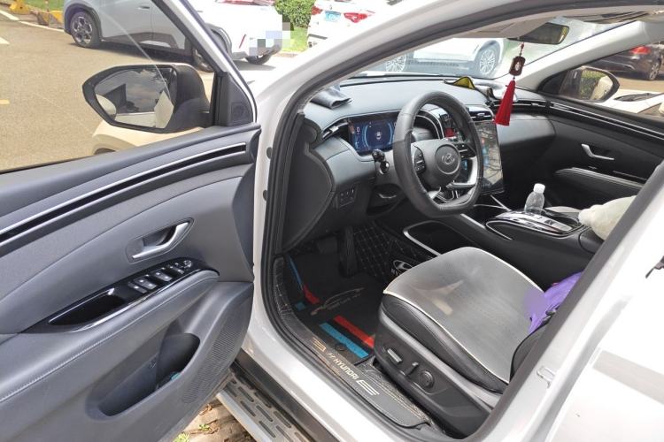 Used Hyundai Tucson 2023 Tucson L 1.5T Automatic Two-Wheel Drive LUX Prestige Edition Driver Seat