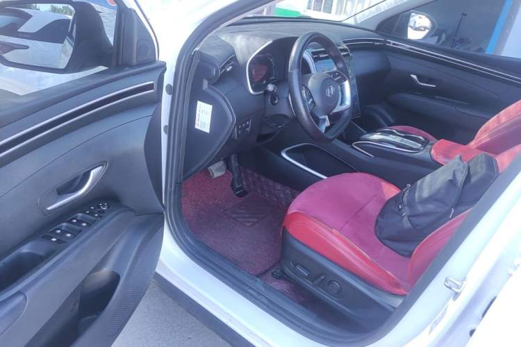 Used Hyundai Tucson 2023 Tucson L 1.5T Automatic Two-Wheel Drive GLX Elite Edition Driver Seat