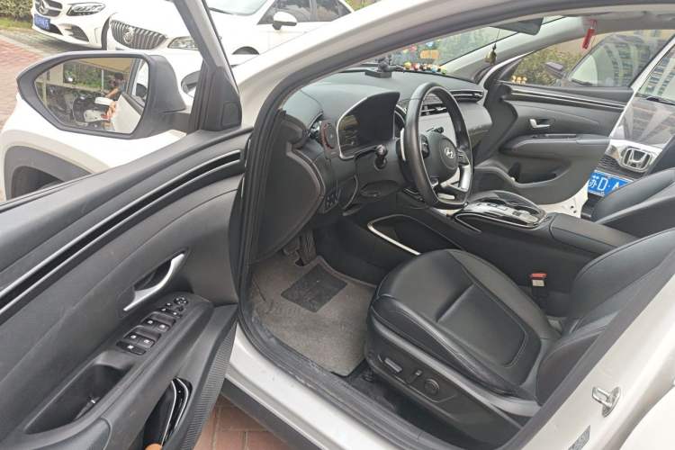 Used Hyundai Tucson 2023 Tucson L 1.5T Automatic Two-Wheel Drive DLX Luxury Edition Driver Seat