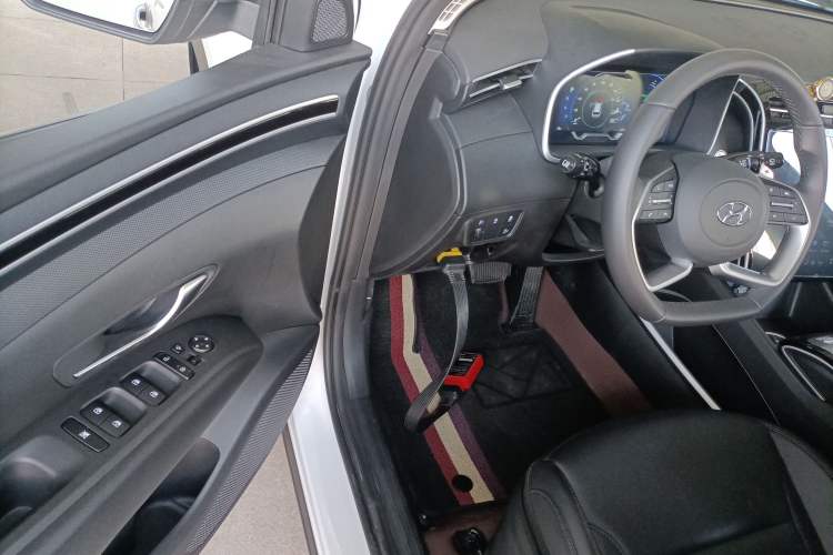 Used Hyundai Tucson 2023 Tucson L 1.5T Automatic Two-Wheel Drive GLX Elite Edition Driver Seat