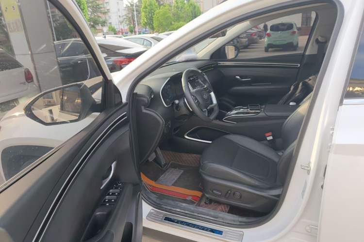 Used Hyundai Tucson 2023 Tucson L 1.5T Automatic Two-Wheel Drive GLX Elite Edition Driver Seat