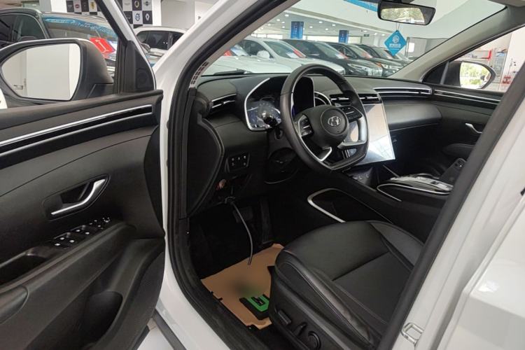 Used Hyundai Tucson 2023 Tucson L 1.5T Automatic Two-Wheel Drive GLX Elite Edition Driver Seat