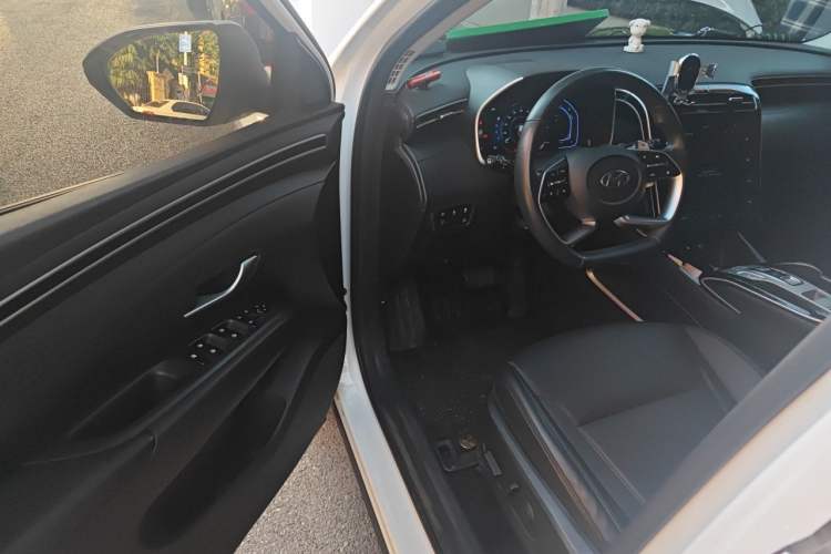 Used Hyundai Tucson 2023 Tucson L 1.5T Automatic Two-Wheel Drive DLX Luxury Edition Driver Seat