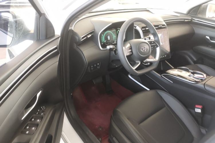 Used Hyundai Tucson 2023 Tucson L 1.5T Automatic Two-Wheel Drive DLX Luxury Edition Driver Seat