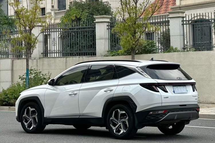 Used Hyundai Tucson 2023 Tucson L 1.5T Automatic Two-Wheel Drive DLX Luxury Edition Exterior 2