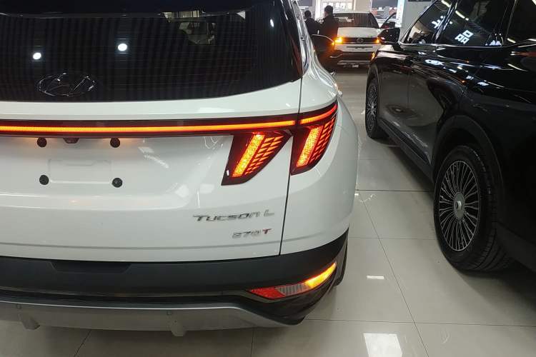 Used Hyundai Tucson 2023 Tucson L 1.5T Automatic Two-Wheel Drive DLX Luxury Edition Exterior 3