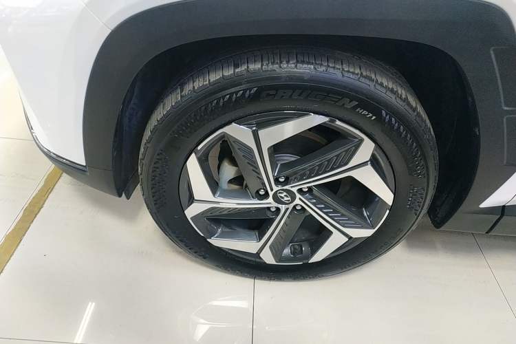 Used Hyundai Tucson 2023 Tucson L 1.5T Automatic Two-Wheel Drive DLX Luxury Edition Exterior 4