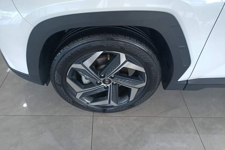 Used Hyundai Tucson 2023 Tucson L 1.5T Automatic Two-Wheel Drive LUX Prestige Edition Exterior 4