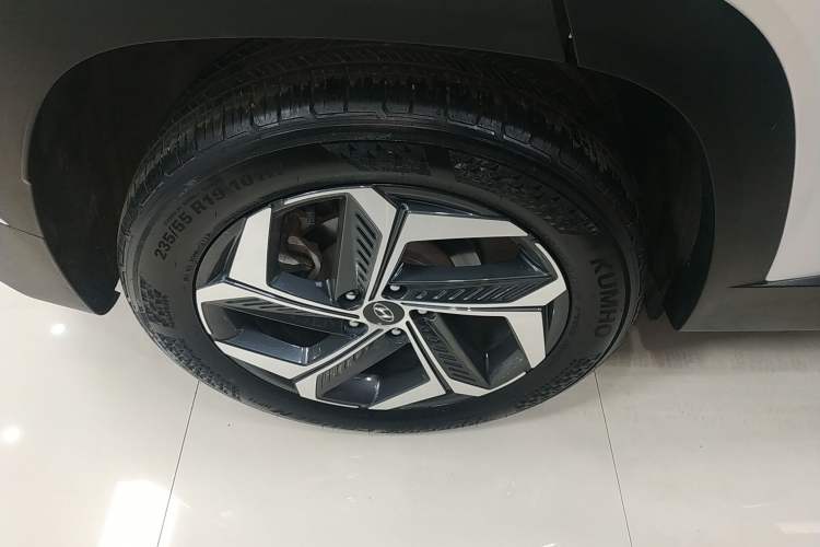 Used Hyundai Tucson 2023 Tucson L 1.5T Automatic Two-Wheel Drive DLX Luxury Edition Exterior 5