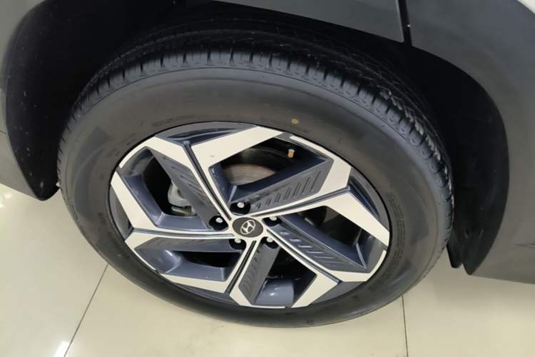 Used Hyundai Tucson 2023 Tucson L 1.5T Automatic Two-Wheel Drive DLX Luxury Edition Exterior 5