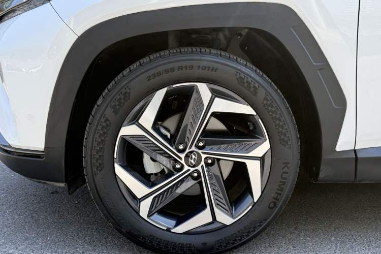 Used Hyundai Tucson 2023 Tucson L 1.5T Automatic Two-Wheel Drive DLX Luxury Edition Exterior 7
