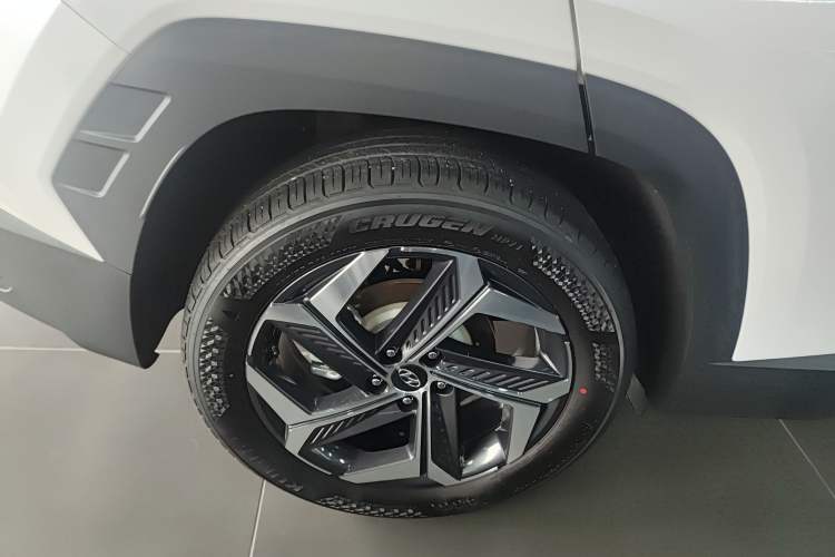 Used Hyundai Tucson 2023 Tucson L 1.5T Automatic Two-Wheel Drive DLX Luxury Edition Exterior 8