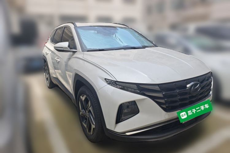 Used Hyundai Tucson 2023 Tucson L 1.5T Automatic Two-Wheel Drive DLX Luxury Edition Front Right 45 Deg