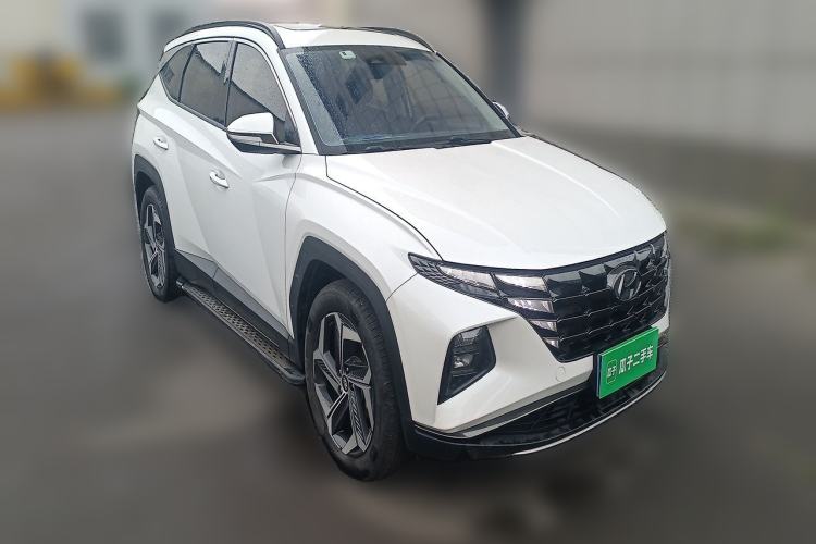 Used Hyundai Tucson 2023 Tucson L 1.5T Automatic Two-Wheel Drive LUX Prestige Edition Front Right 45 Deg