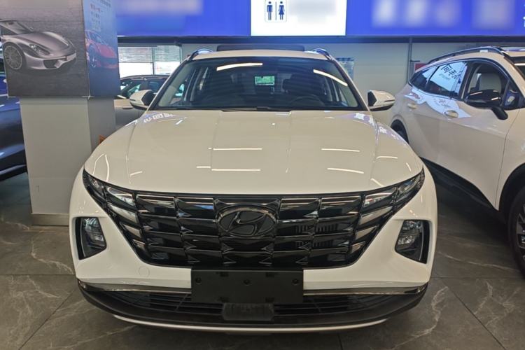 Used Hyundai Tucson 2023 Tucson L 1.5T Automatic Two-Wheel Drive DLX Luxury Edition Front