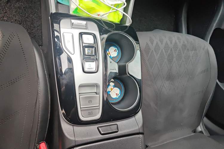 Used Hyundai Tucson 2023 Tucson L 1.5T Automatic Two-Wheel Drive DLX Luxury Edition Gear Lever