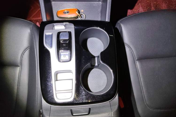 Used Hyundai Tucson 2023 Tucson L 1.5T Automatic Two-Wheel Drive DLX Luxury Edition Gear Lever