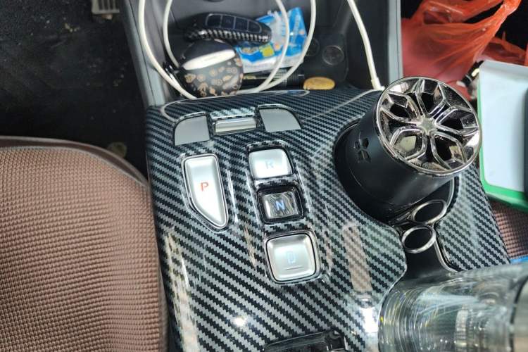 Used Hyundai Tucson 2023 Tucson L 1.5T Automatic Two-Wheel Drive LUX Prestige Edition Gear Lever