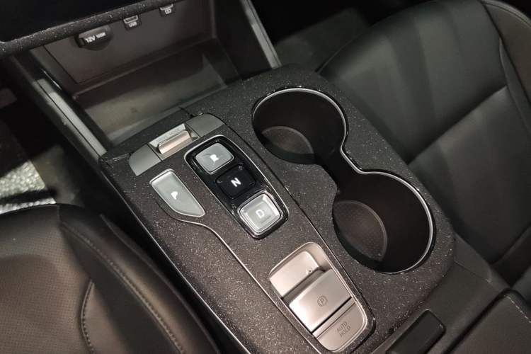 Used Hyundai Tucson 2023 Tucson L 1.5T Automatic Two-Wheel Drive GLX Elite Edition Gear Lever