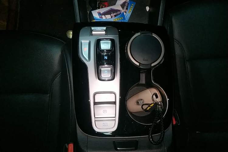 Used Hyundai Tucson 2023 Tucson L 1.5T Automatic Two-Wheel Drive GLX Elite Edition Gear Lever