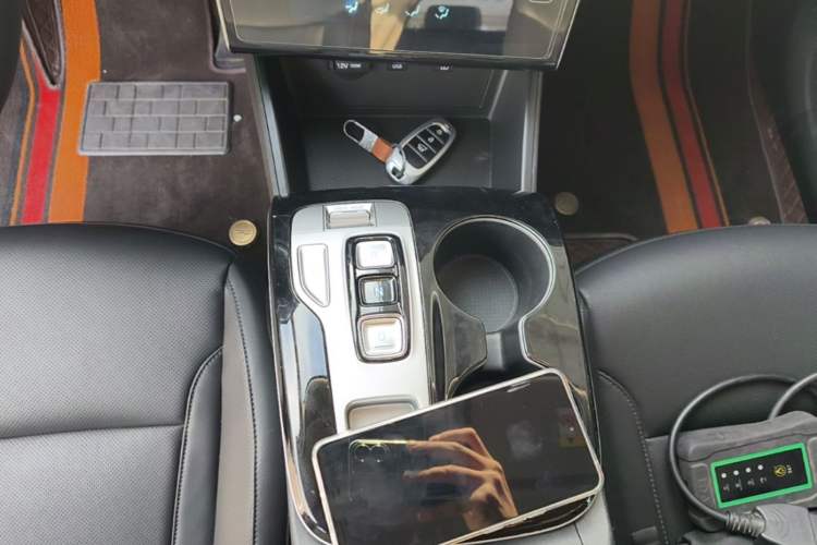 Used Hyundai Tucson 2023 Tucson L 1.5T Automatic Two-Wheel Drive GLX Elite Edition Gear Lever