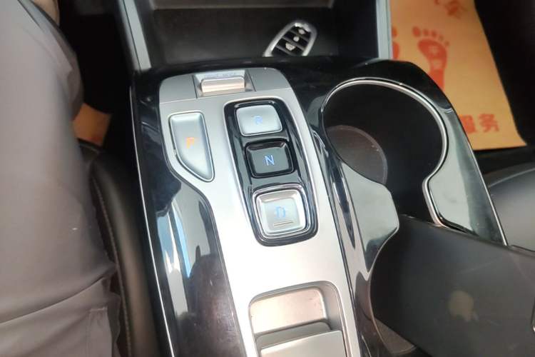 Used Hyundai Tucson 2023 Tucson L 1.5T Automatic Two-Wheel Drive GLX Elite Edition Gear Lever