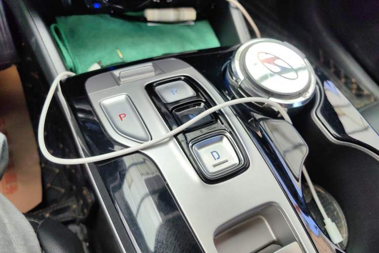 Used Hyundai Tucson 2023 Tucson L 1.5T Automatic Two-Wheel Drive GLX Elite Edition Gear Lever