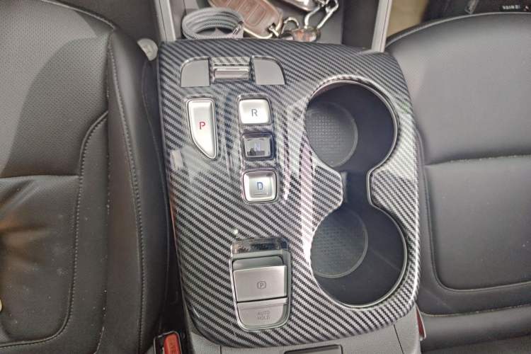 Used Hyundai Tucson 2023 Tucson L 1.5T Automatic Two-Wheel Drive GLX Elite Edition Gear Lever