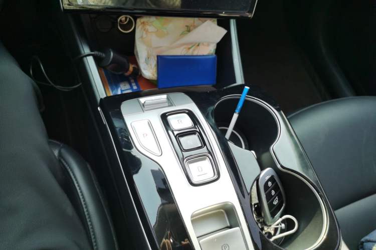 Used Hyundai Tucson 2023 Tucson L 1.5T Automatic Two-Wheel Drive DLX Luxury Edition Gear Lever