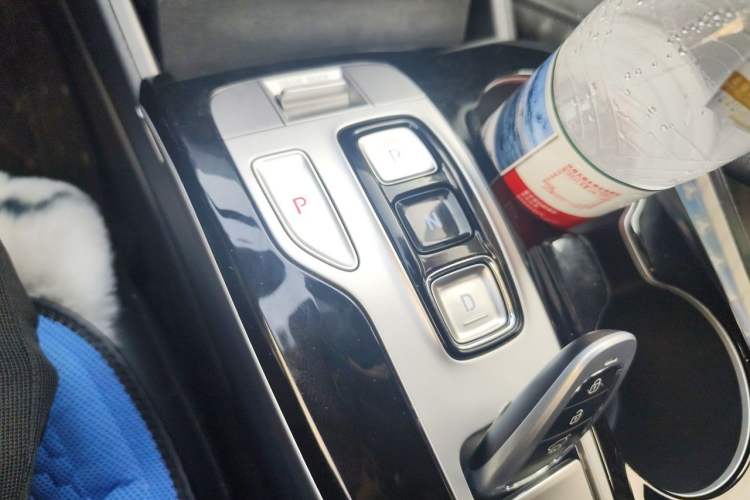 Used Hyundai Tucson 2023 Tucson L 1.5T Automatic Two-Wheel Drive LUX Prestige Edition Gear Lever