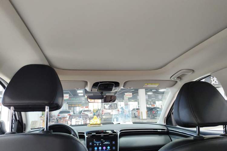Used Hyundai Tucson 2023 Tucson L 1.5T Automatic Two-Wheel Drive GLX Elite Edition Headliner