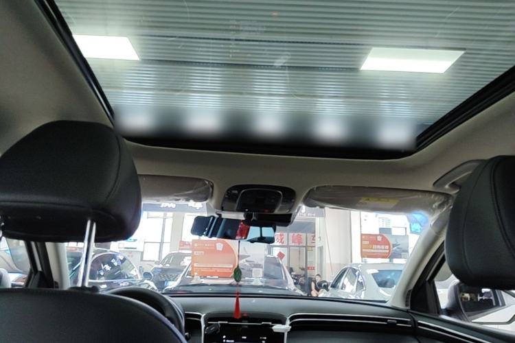 Used Hyundai Tucson 2023 Tucson L 1.5T Automatic Two-Wheel Drive DLX Luxury Edition Headliner