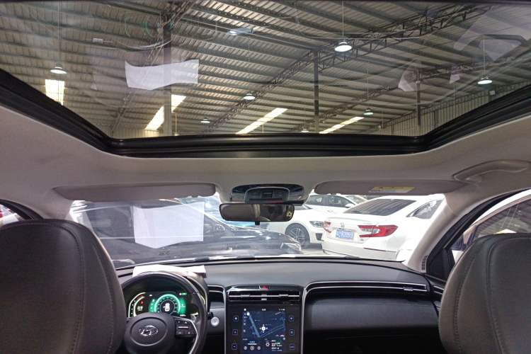 Used Hyundai Tucson 2023 Tucson L 1.5T Automatic Two-Wheel Drive DLX Luxury Edition Headliner