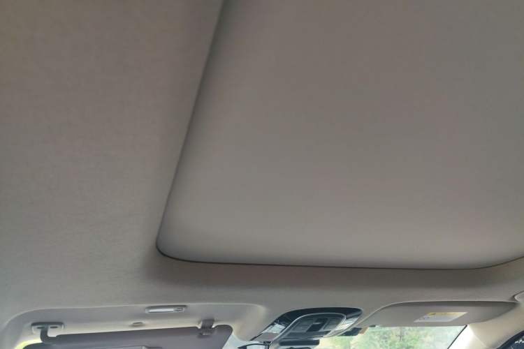 Used Hyundai Tucson 2023 Tucson L 1.5T Automatic Two-Wheel Drive LUX Prestige Edition Headliner