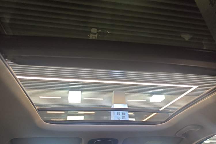 Used Hyundai Tucson 2023 Tucson L 1.5T Automatic Two-Wheel Drive DLX Luxury Edition Headliner
