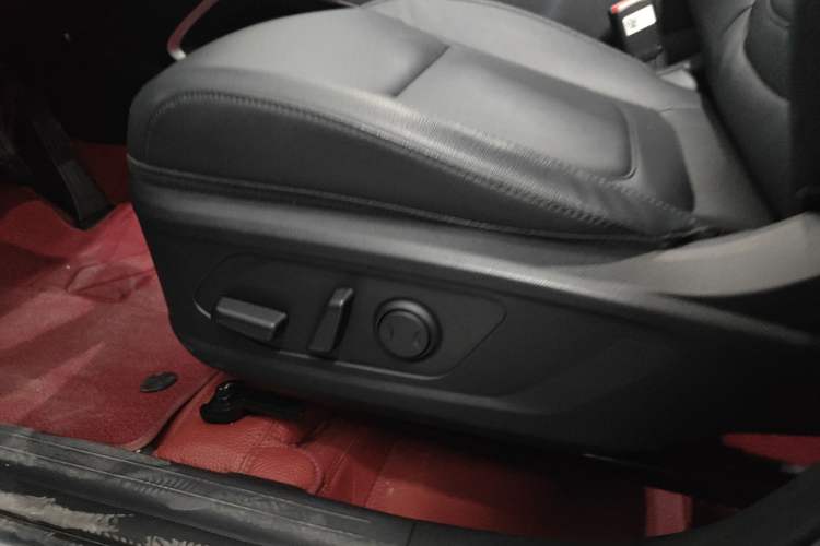 Used Hyundai Tucson 2023 Tucson L 1.5T Automatic Two-Wheel Drive DLX Luxury Edition Interior 10