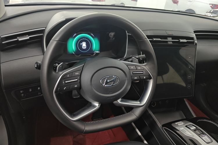 Used Hyundai Tucson 2023 Tucson L 1.5T Automatic Two-Wheel Drive DLX Luxury Edition Interior 2